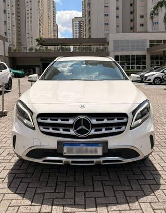MERCEDES-BENZ GLA 200 1.6 CGI FLEX ADVANCE 7G-DCT MERCEDES-BENZ GLA 200 1.6 CGI FLEX ADVANCE 7G-DCT